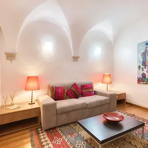 virgo-apartment.it-romehotels.com/